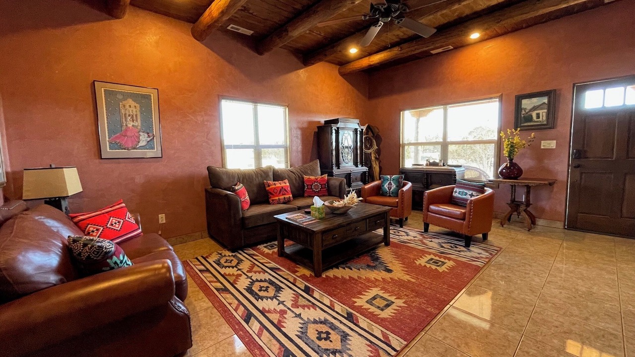 Photo of Livingroom in Pinon Hills