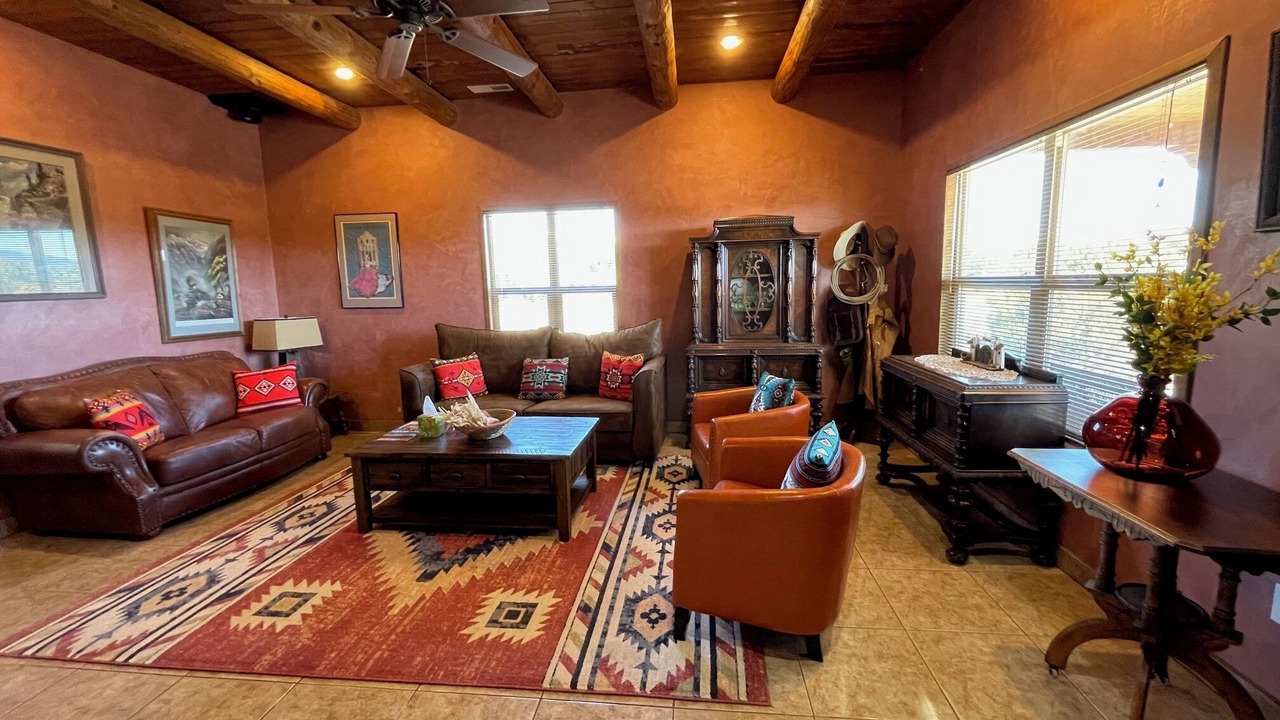 Photo of Livingroom in Pinon Hills