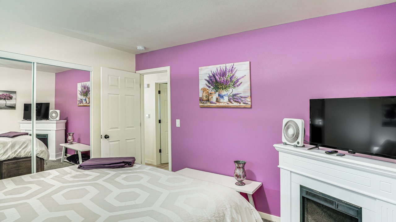 Photo of Bedroom in Manitowoc