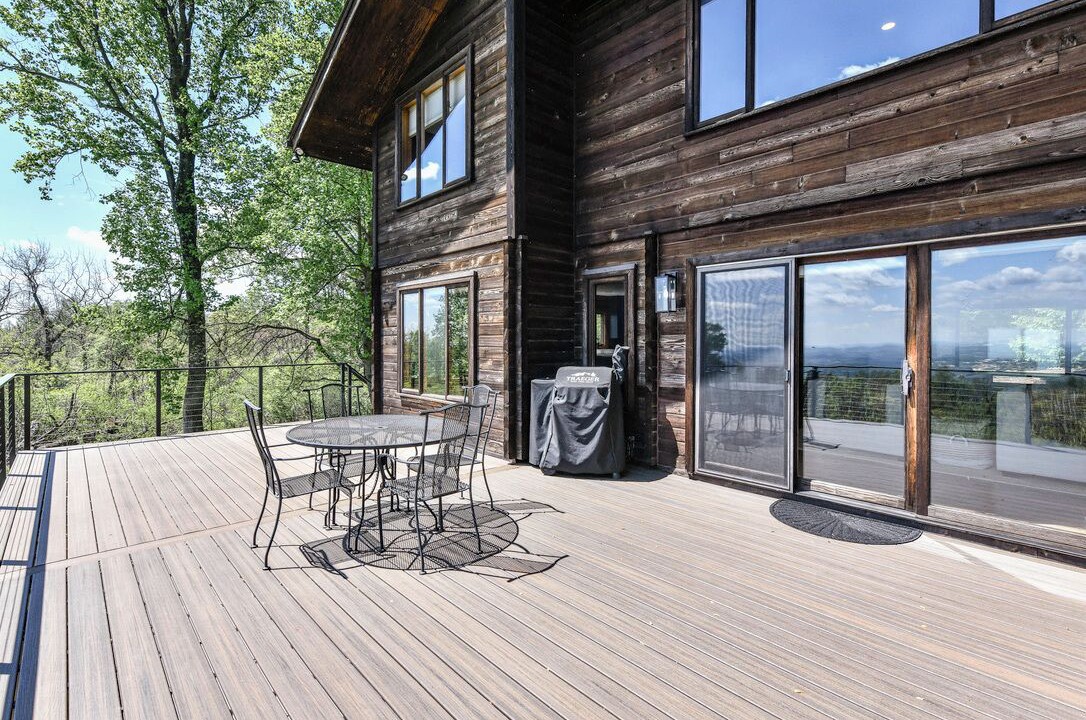 Photo of Outdoor in Bluemont