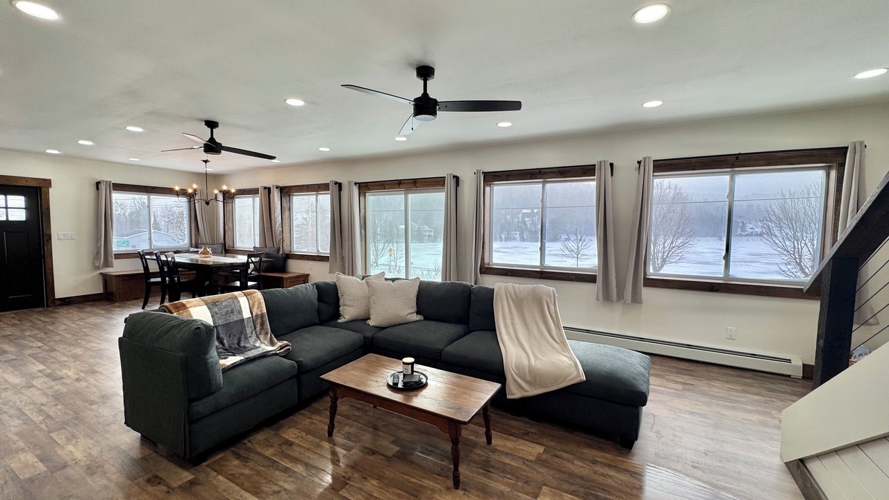 Photo of Livingroom in West Danville