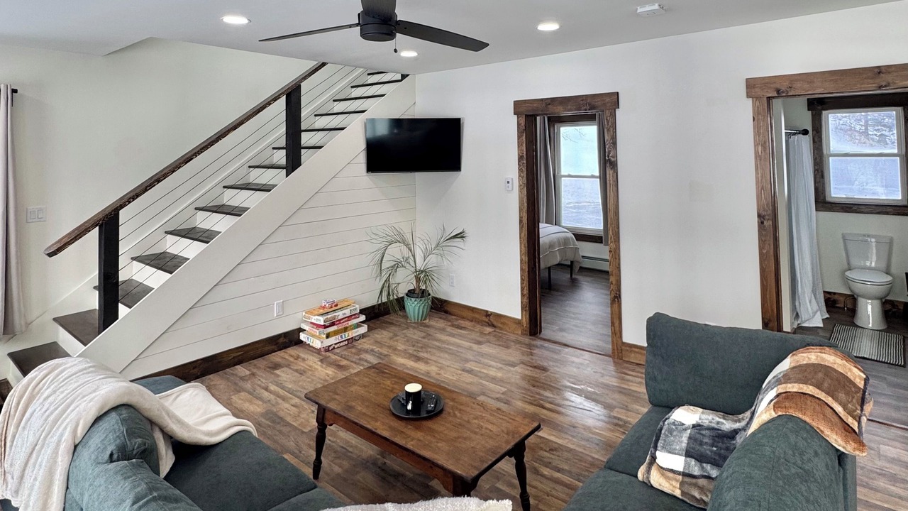 Photo of Livingroom in West Danville