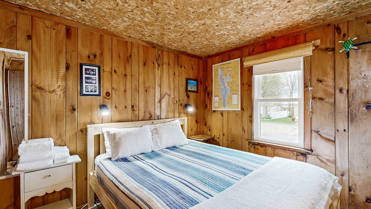 Photo of Bedroom in Malletts Bay