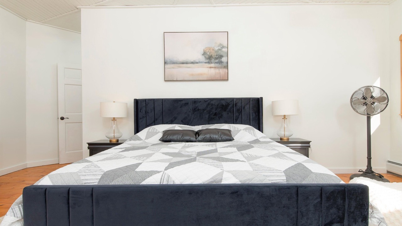 Photo of Bedroom in Bakersfield