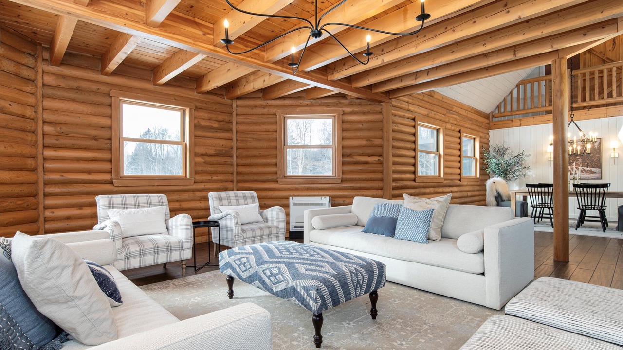 Photo of Livingroom in Bakersfield