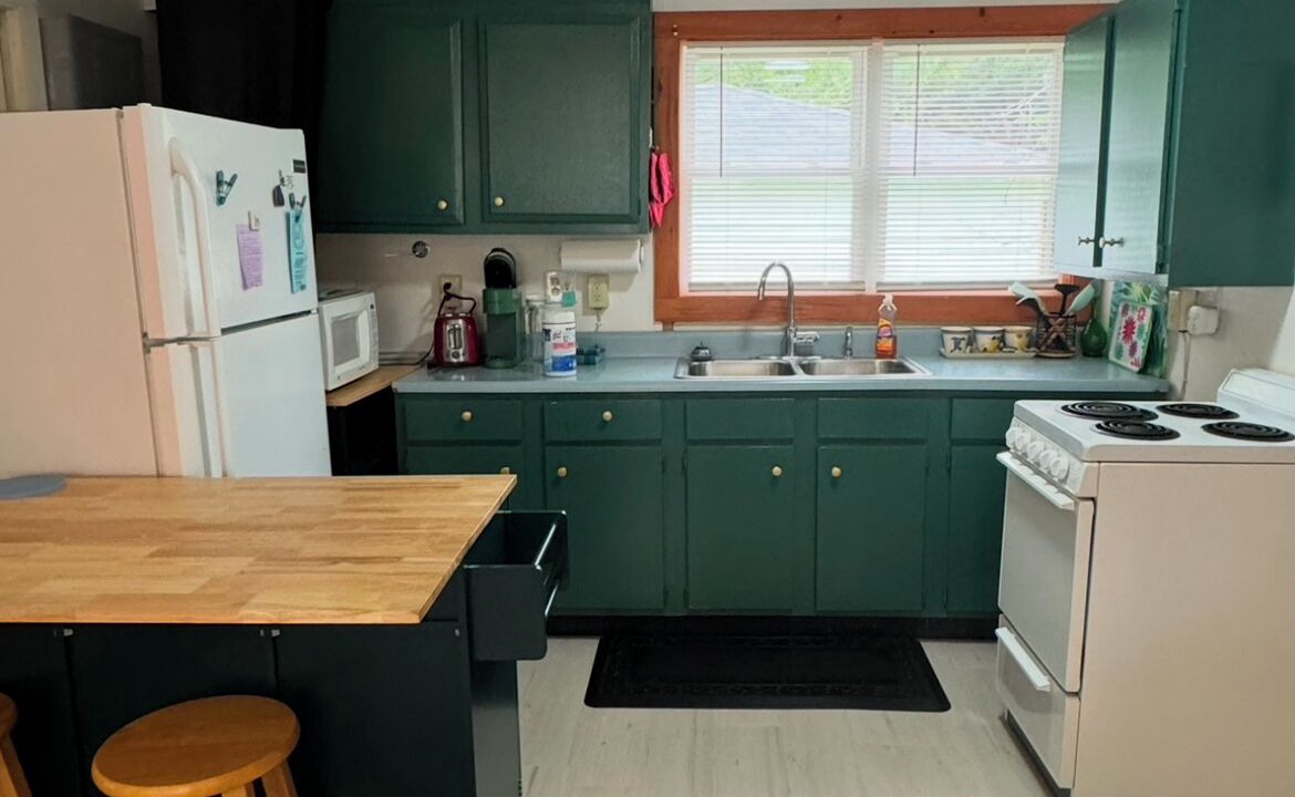 Photo of Kitchen in Alburg