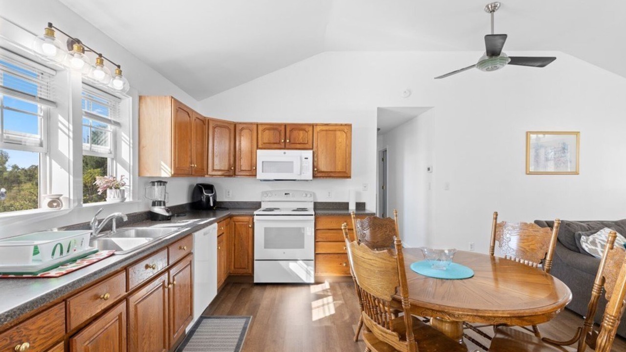 Photo of Kitchen in Moundsville