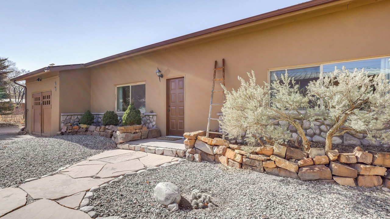 Photo of Outdoor in Espanola