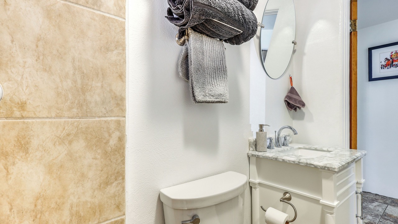 Photo of Bathroom in Espanola