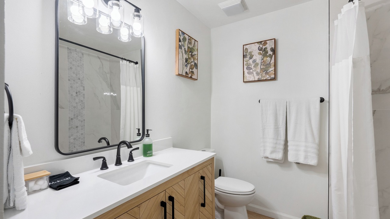 Photo of Bathroom in Northeast Heights