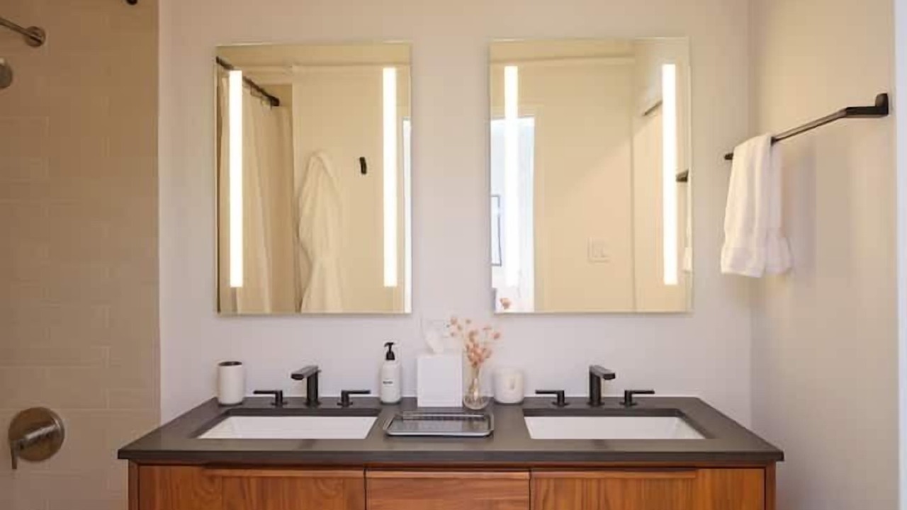 Photo of Bathroom in Canoncito