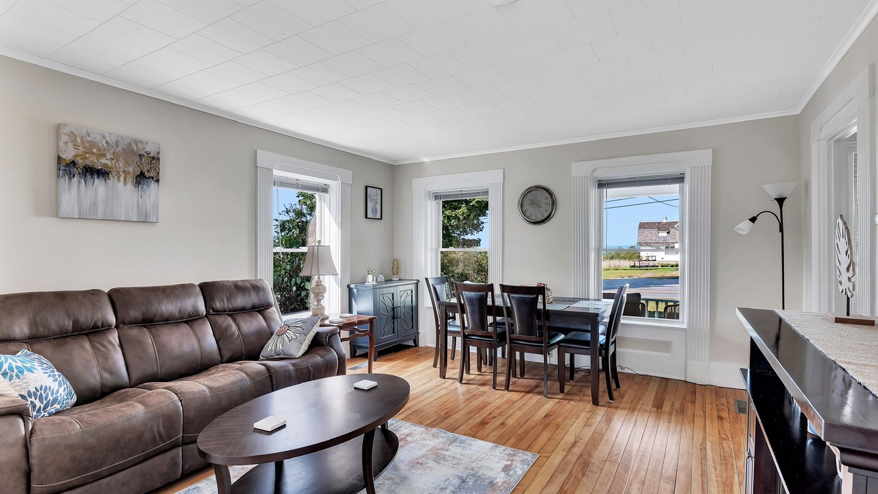 Photo of Livingroom in Granville