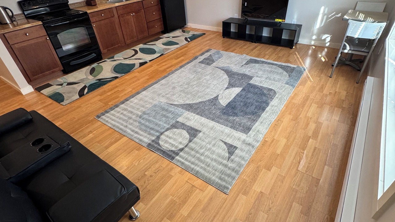 Photo of Livingroom in Amherst Center