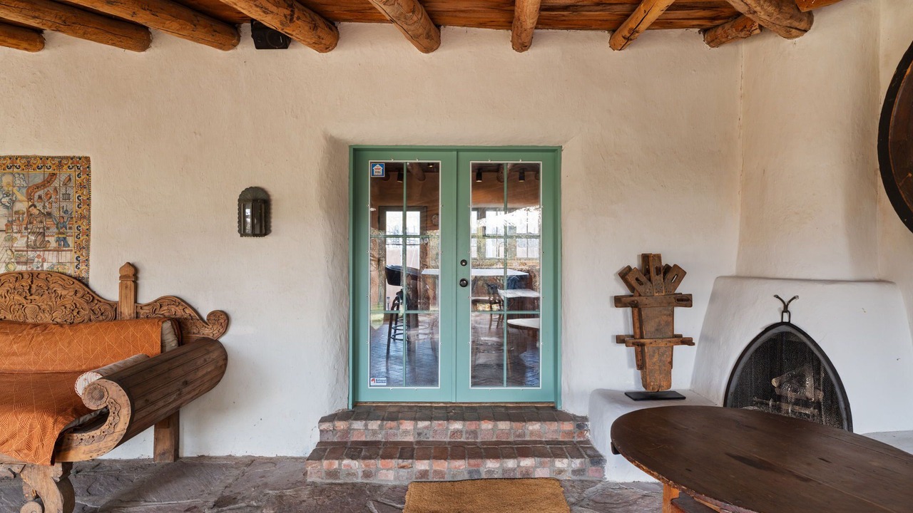 Photo of Patio Balcony in Historic Eastside