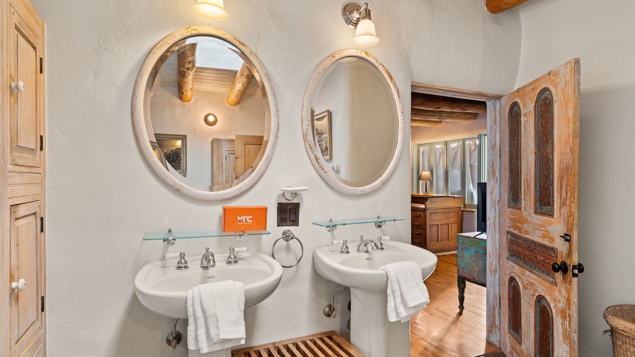 Photo of Bathroom in Historic Eastside