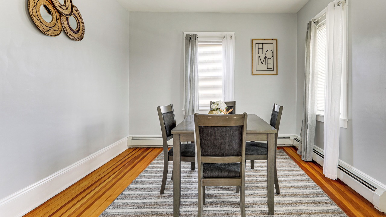 Photo of Livingroom in North Providence
