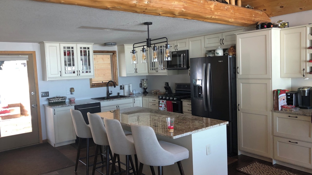 Photo of Kitchen in Lake Shore