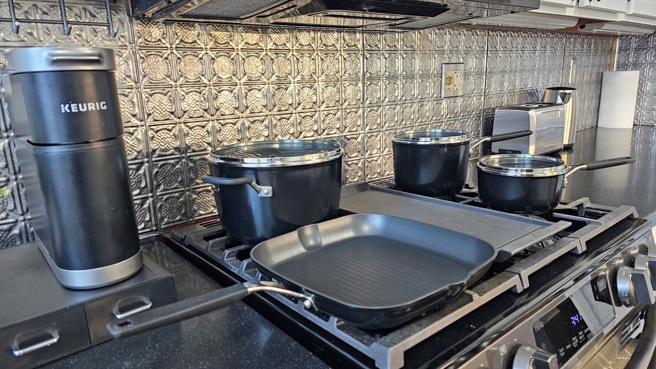 Photo of Kitchen in Summit - University