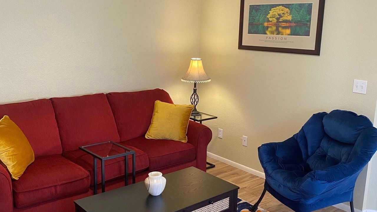 Photo of Livingroom in University Heights