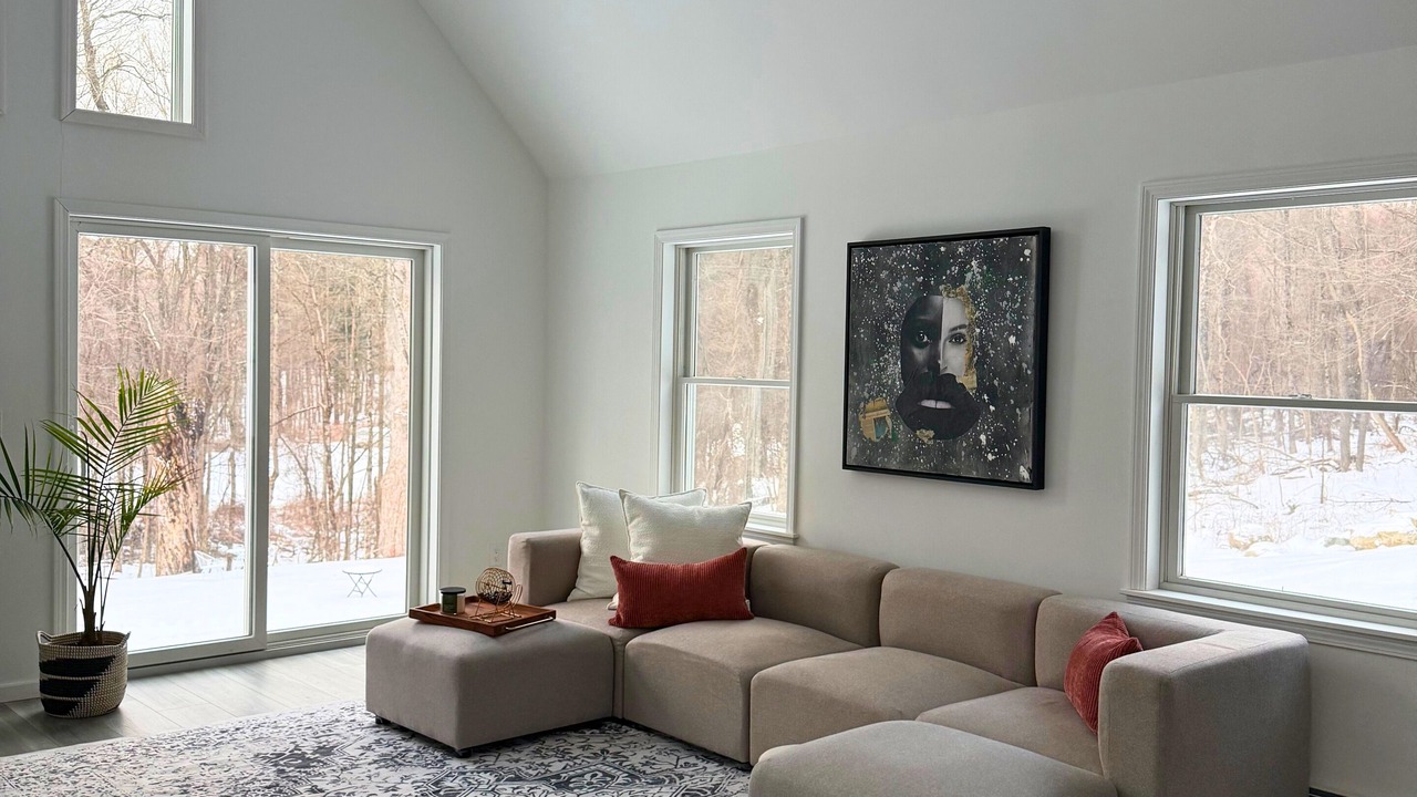 Photo of Livingroom in Canaan