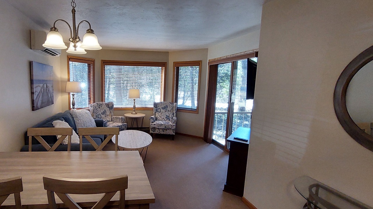 Photo of Livingroom in Egg Harbor