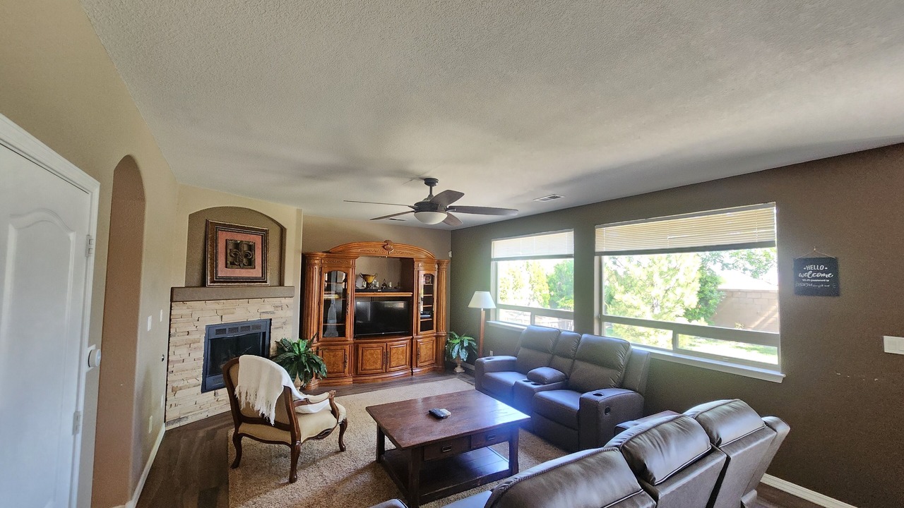 Photo of Livingroom in Northeast Heights