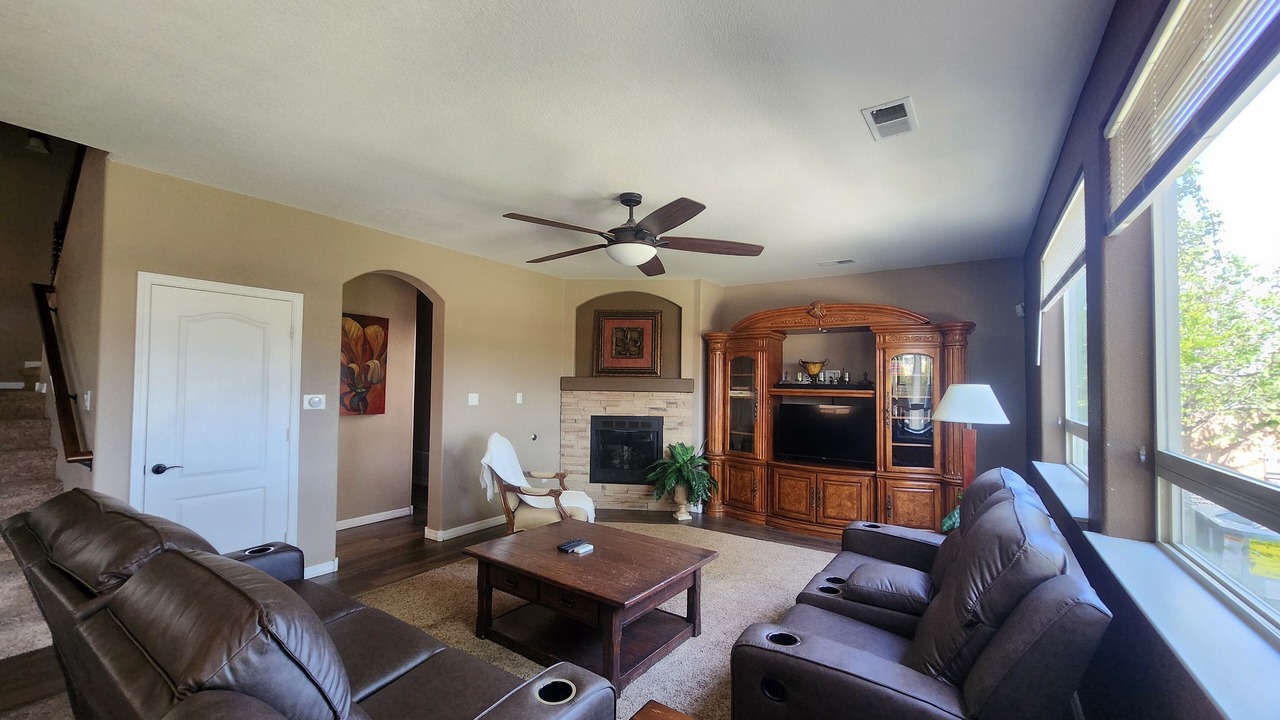 Photo of Livingroom in Northeast Heights