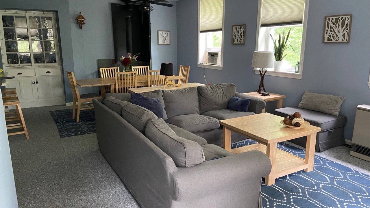 Photo of Livingroom in North Woodstock