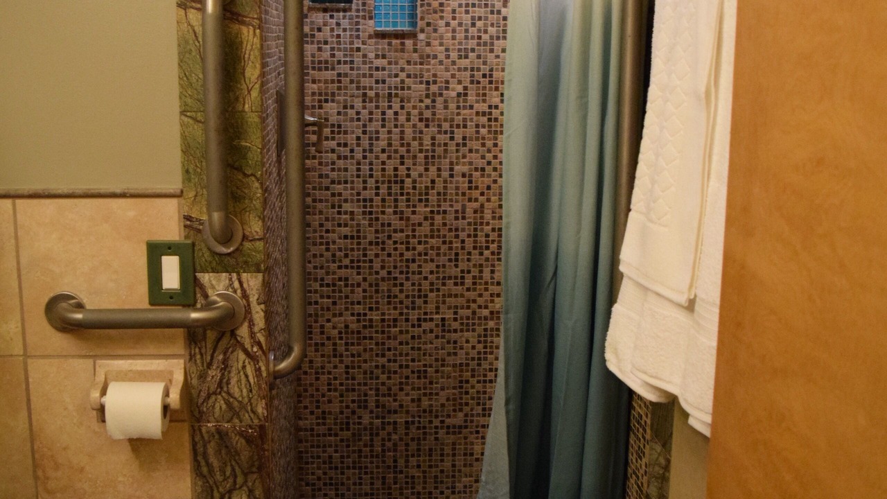 Photo of Bathroom in Whittier