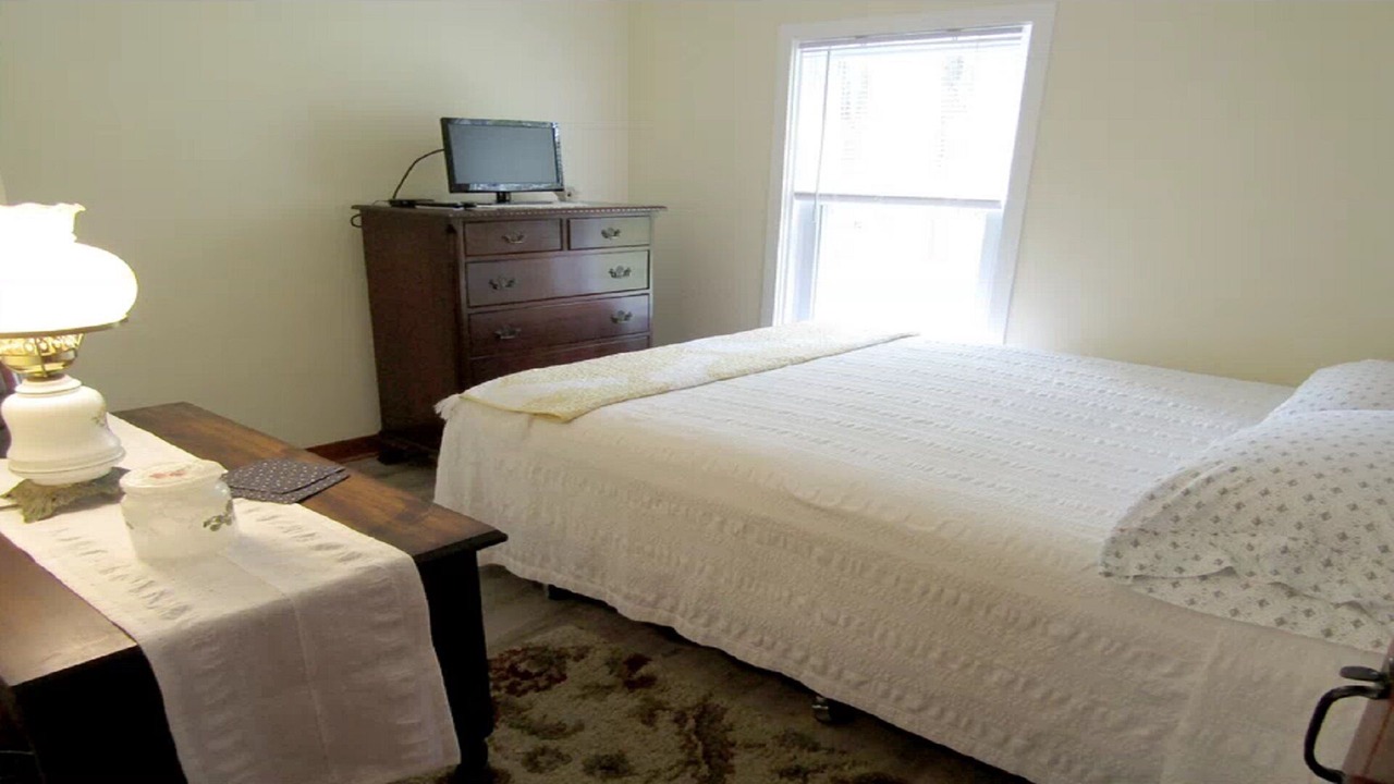 Photo of Bedroom in Champlain