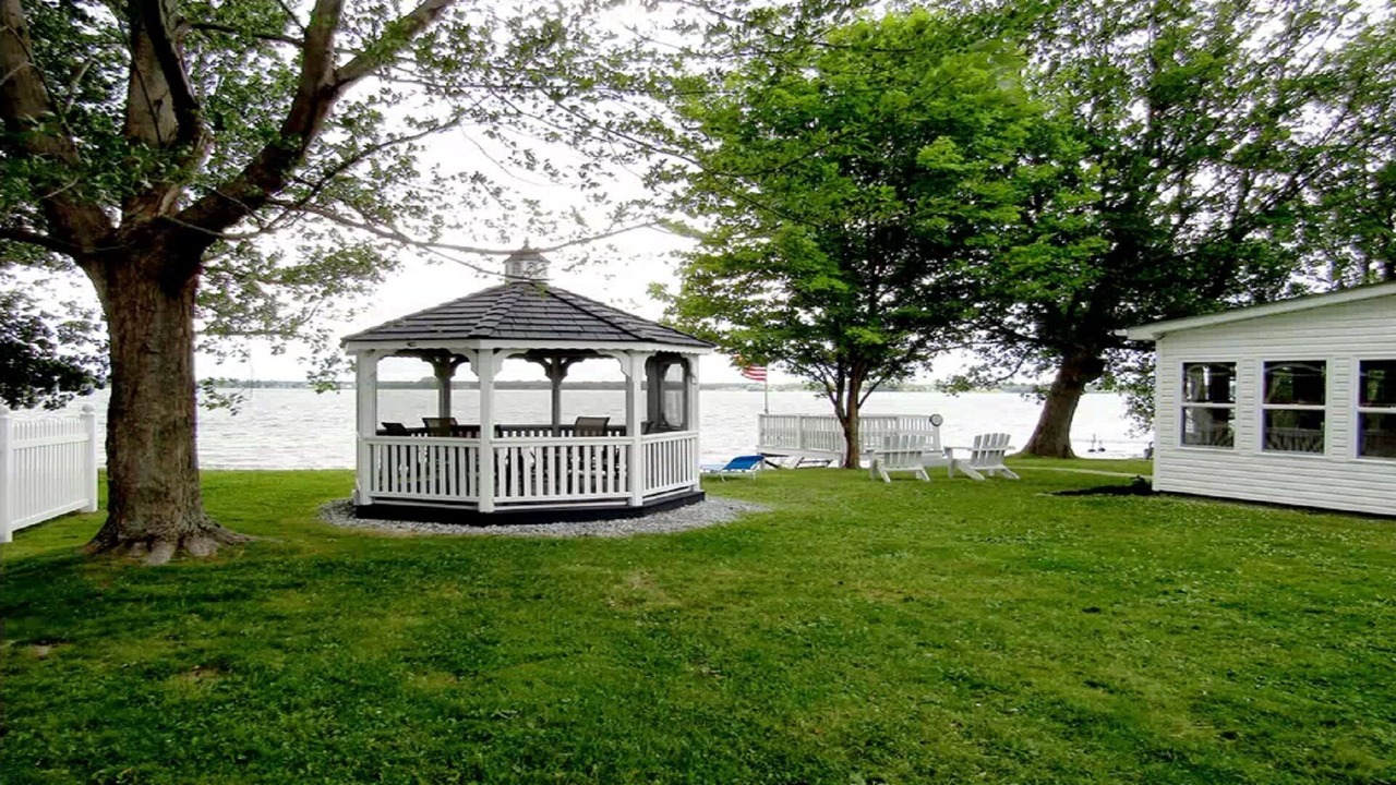 Photo of Patio Balcony in Champlain