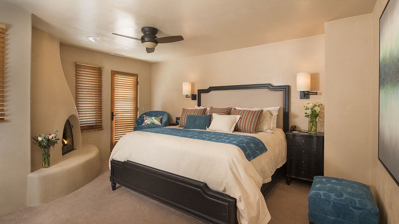 Photo of Livingroom in Downtown Santa Fe