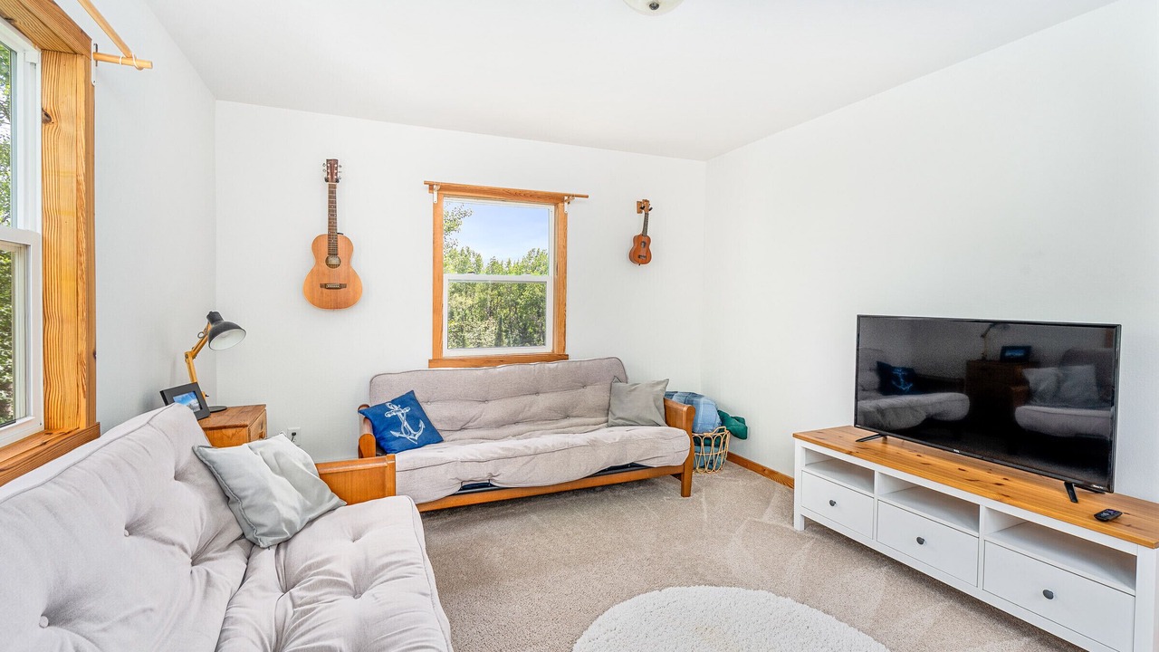 Photo of Livingroom in Mason