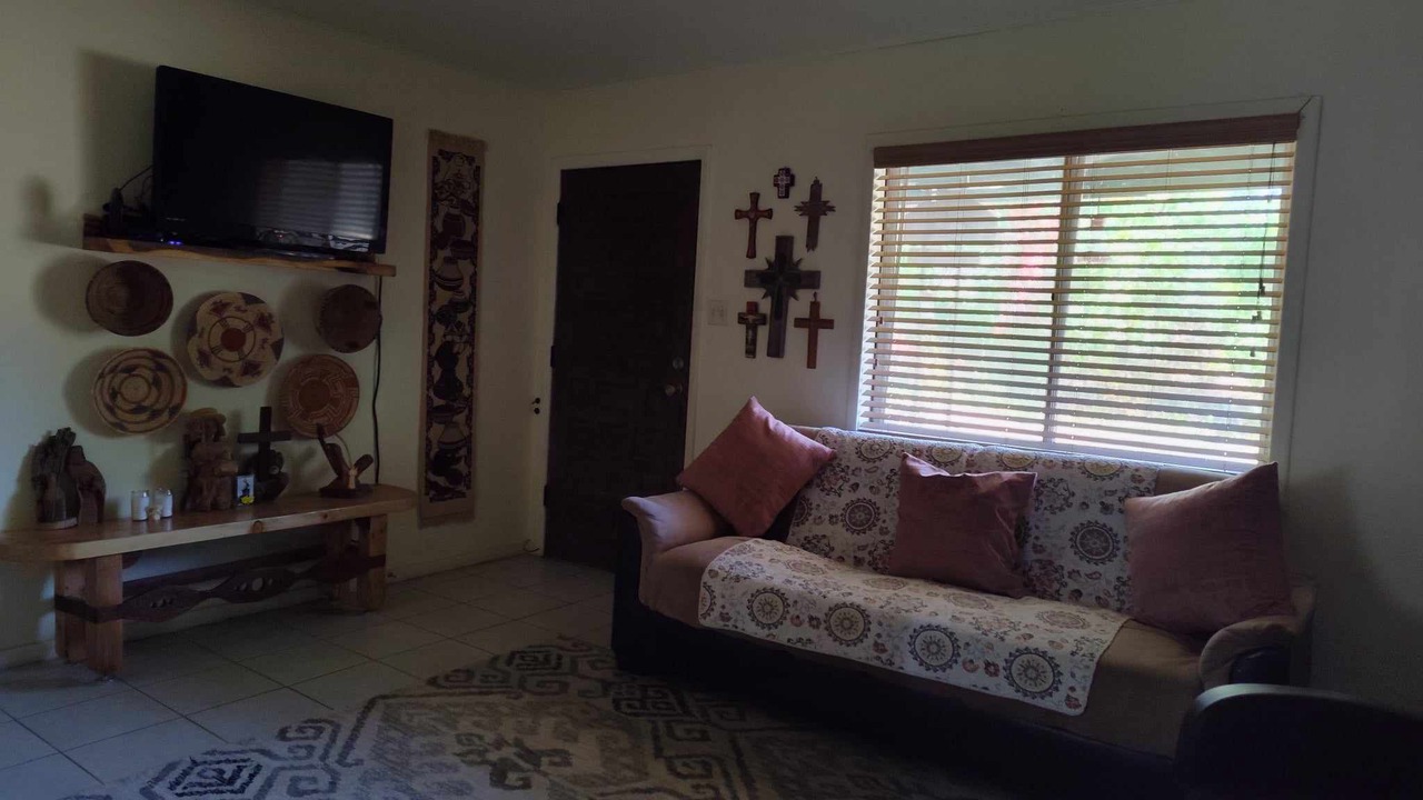 Photo of Livingroom in Taos