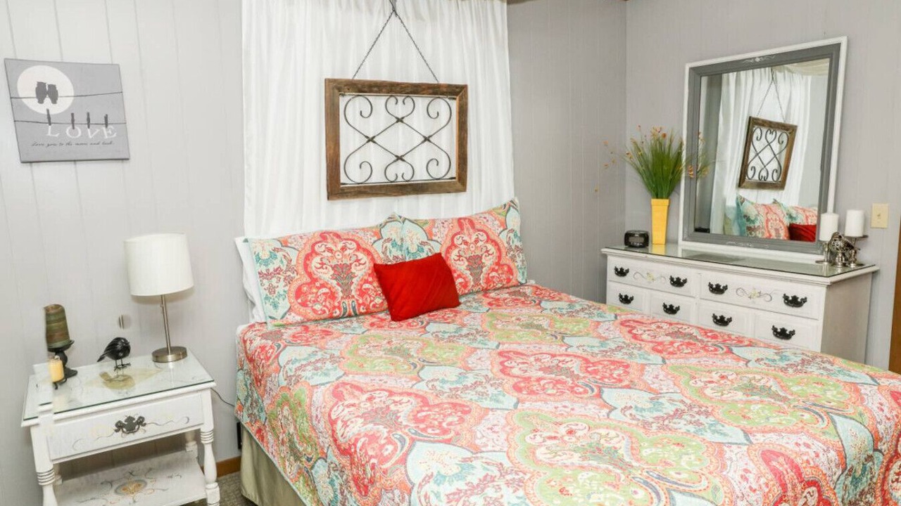 Photo of Bedroom in Willis