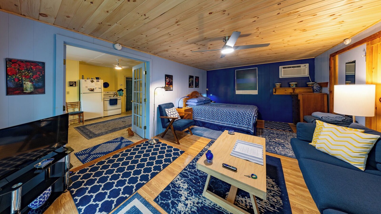 Photo of Bedroom in Shelburne Falls