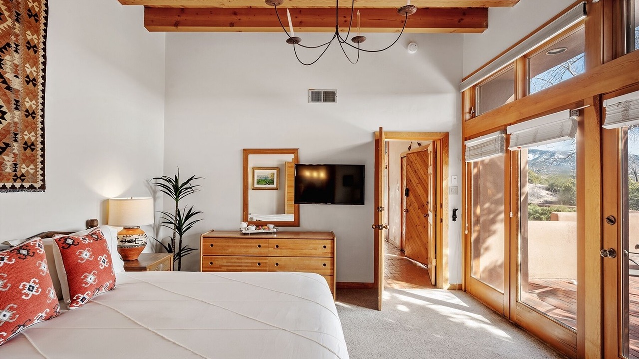 Photo of Bedroom in Nambe Pueblo
