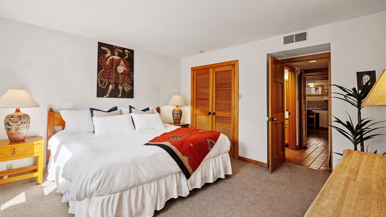 Photo of Bedroom in Nambe Pueblo