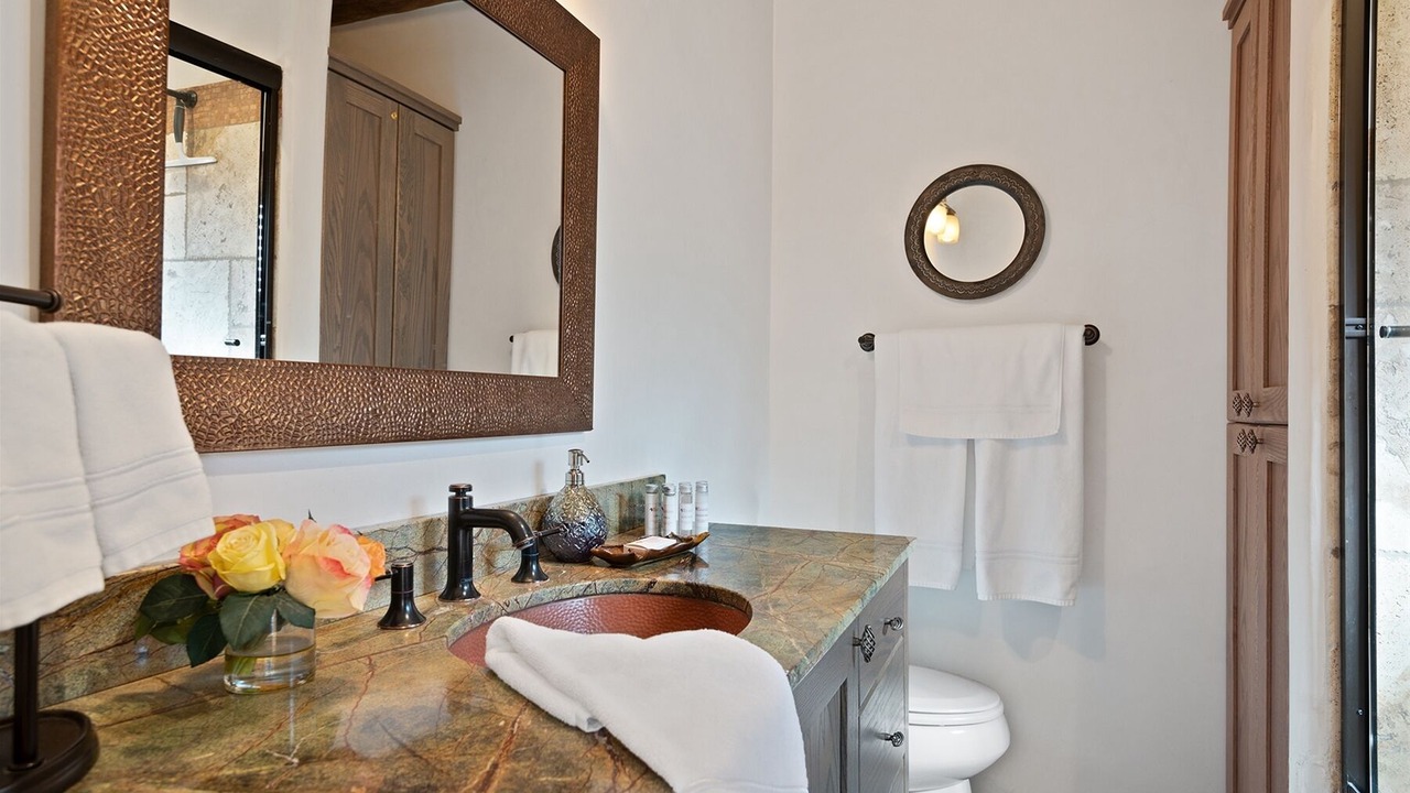 Photo of Bathroom in Historic Eastside
