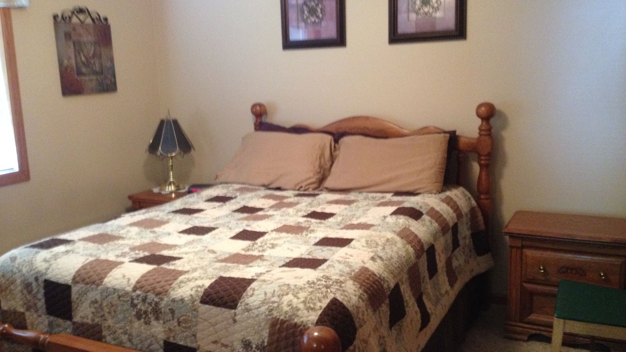 Photo of Bedroom in Owatonna