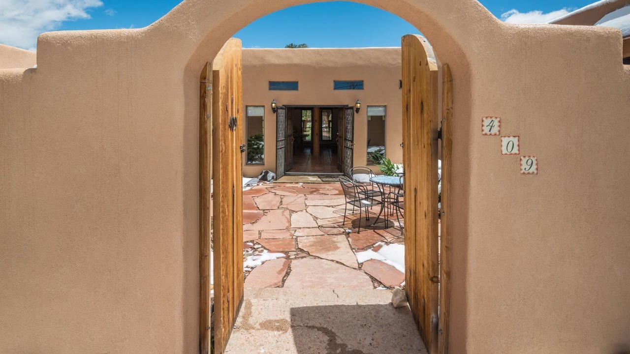 Photo of Patio Balcony in Historic Eastside