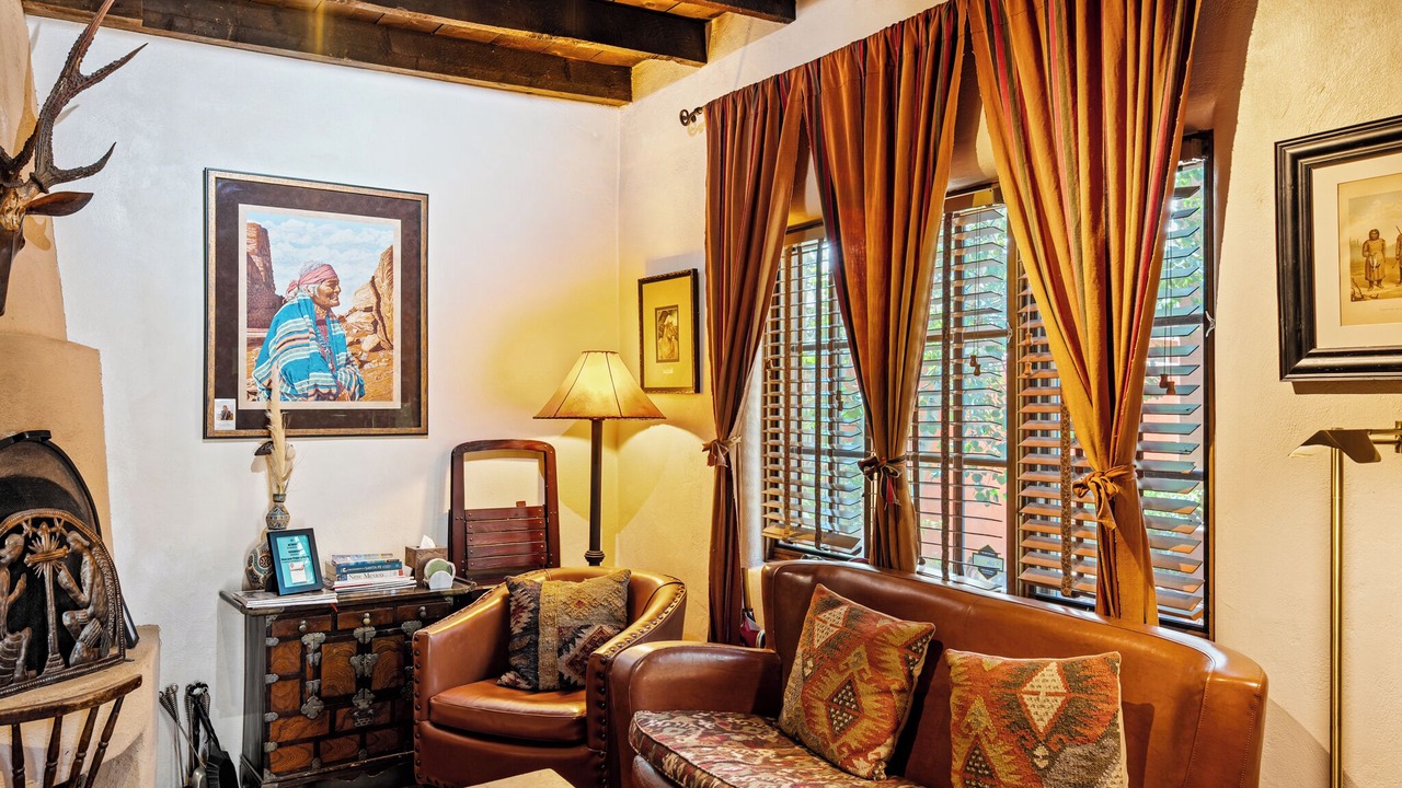Photo of Livingroom in Downtown Santa Fe