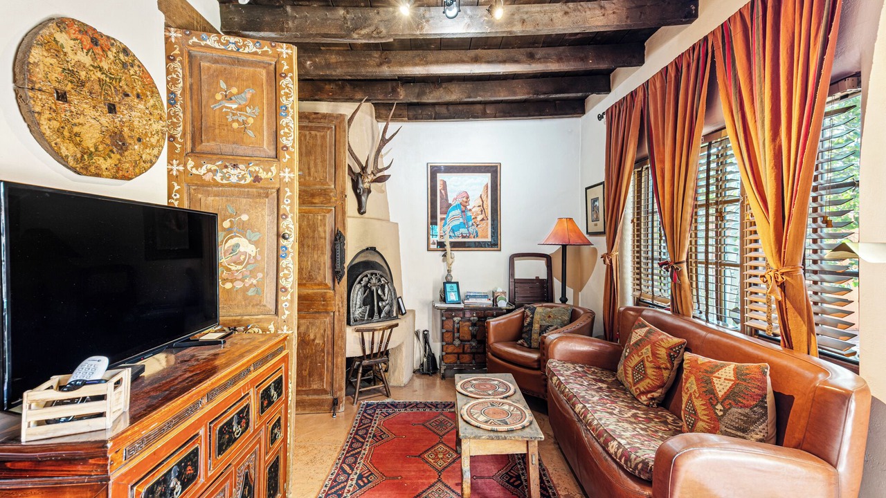 Photo of Livingroom in Downtown Santa Fe
