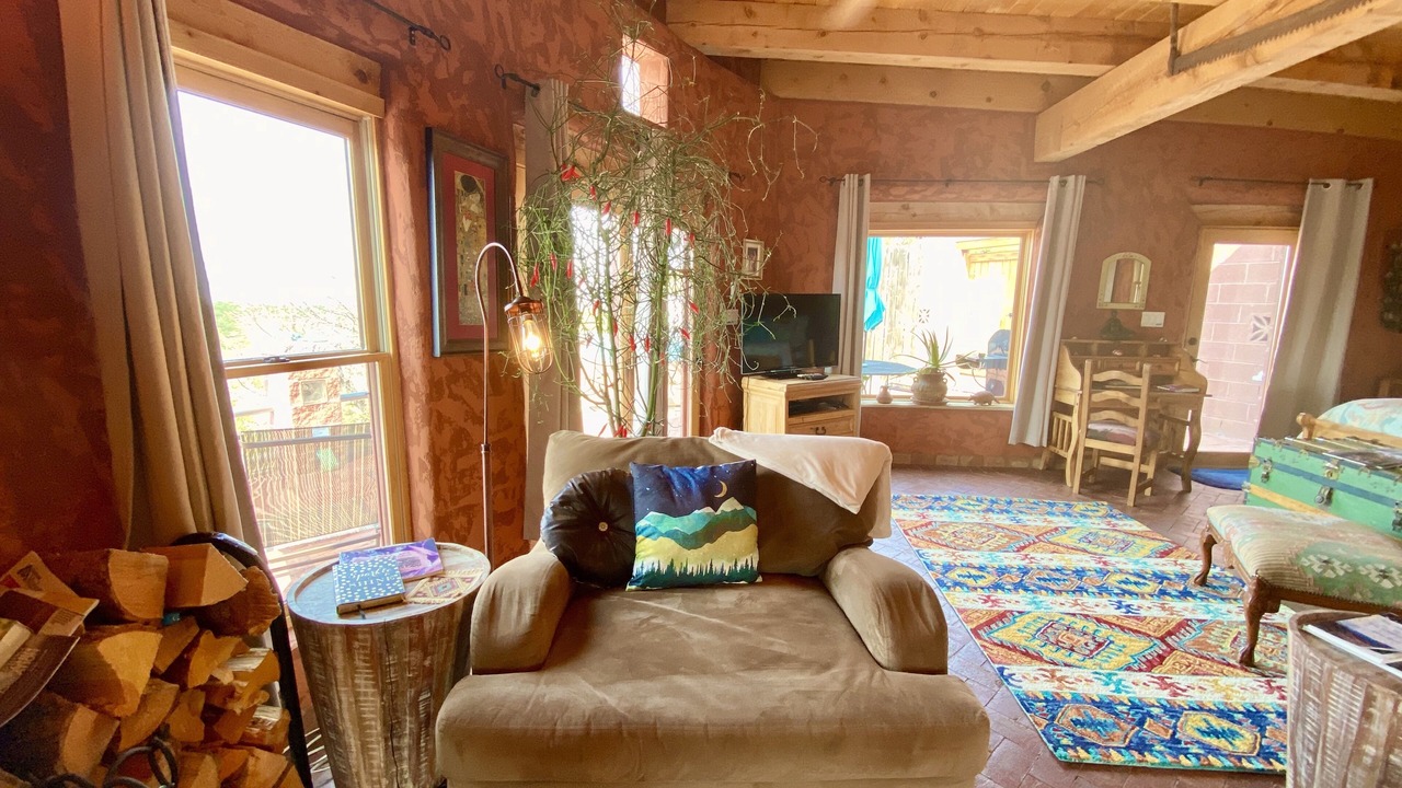 Photo of Livingroom in Taos
