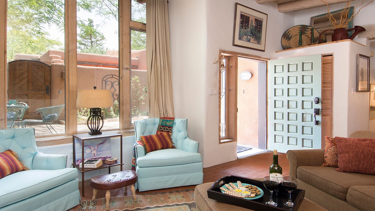 Photo of Livingroom in South Capitol