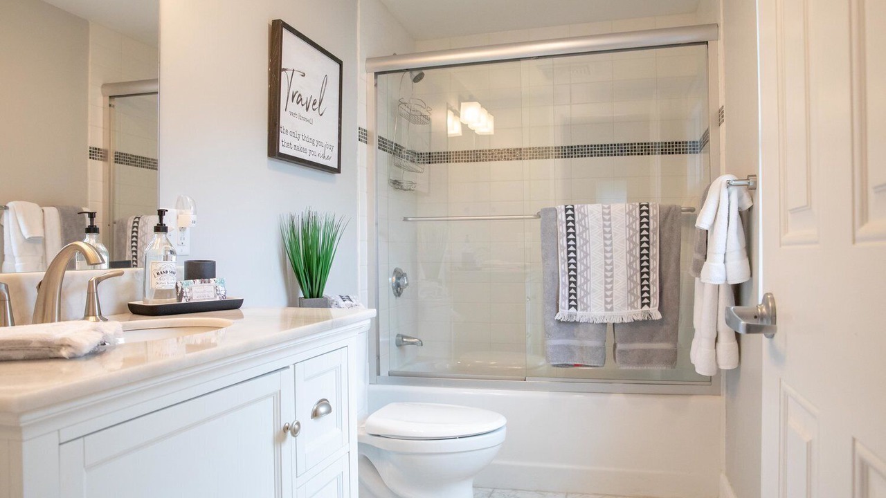 Photo of Bathroom in Lenox