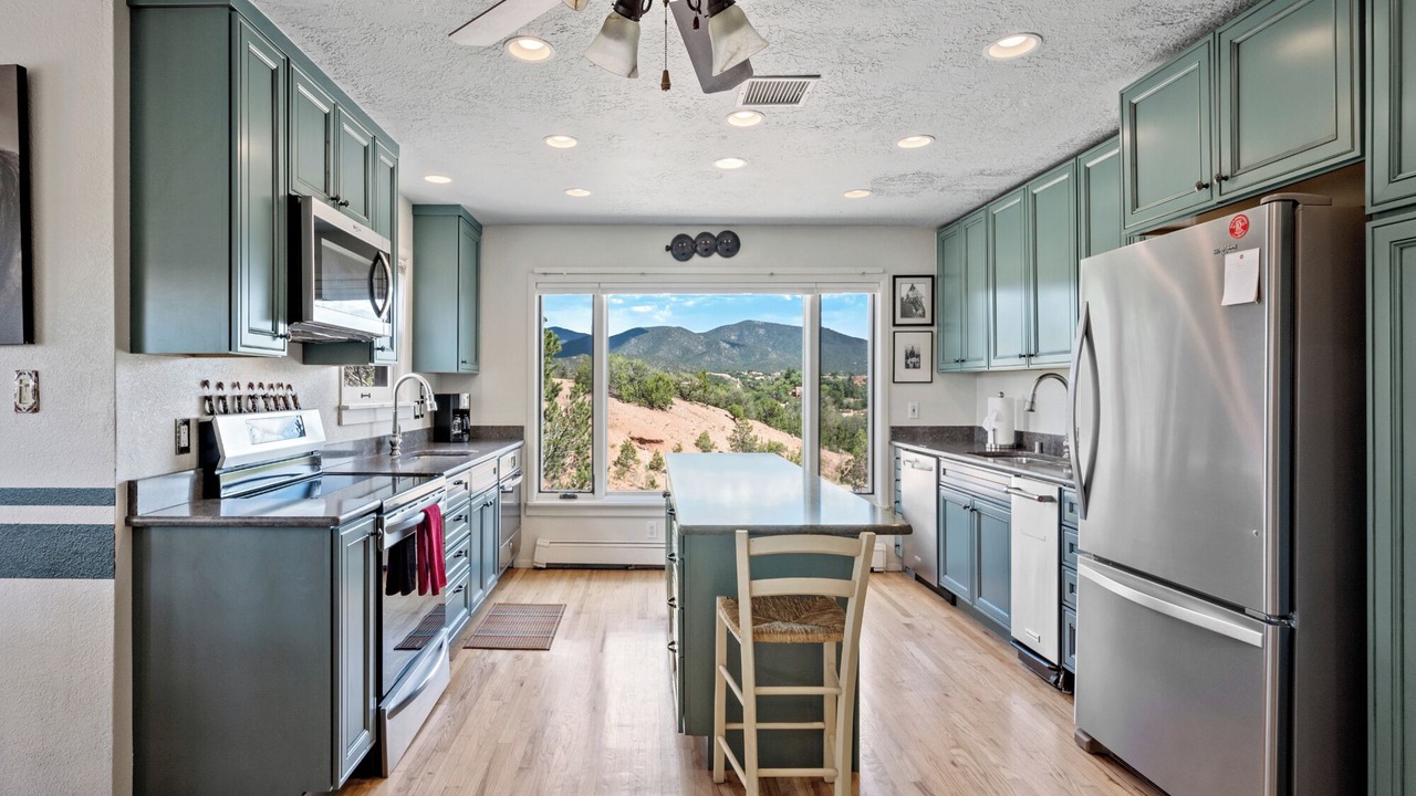 Photo of Kitchen in Northeast Santa Fe