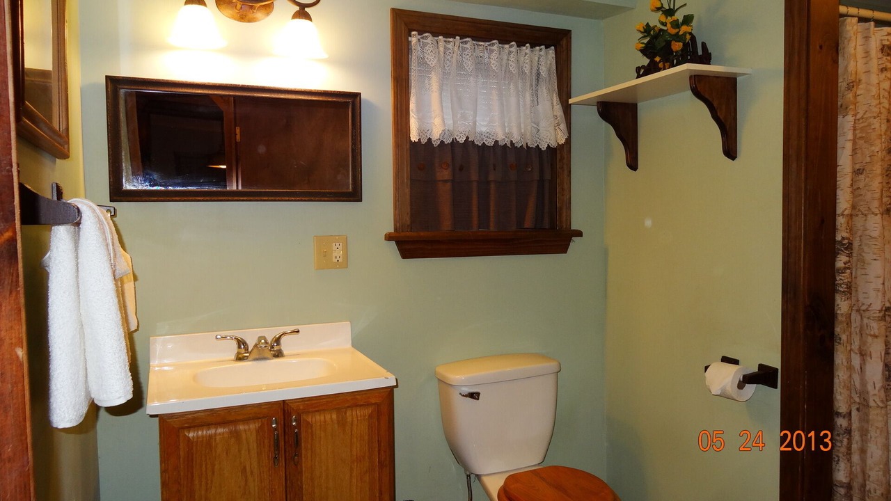 Photo of Bathroom in Athol