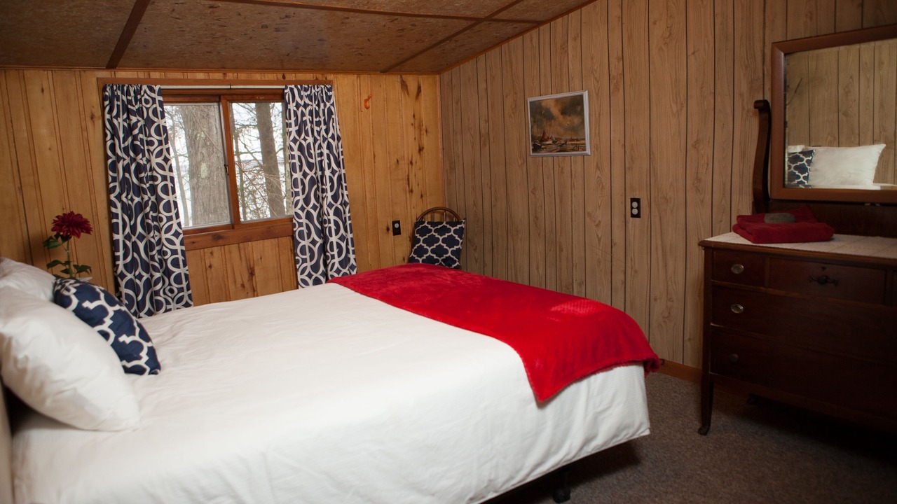 Photo of Bedroom in Ashland