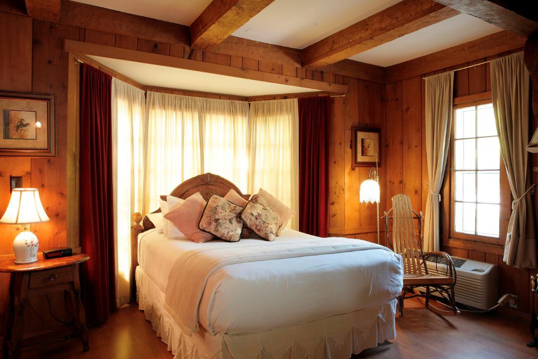 Photo of Bedroom in Fish Creek